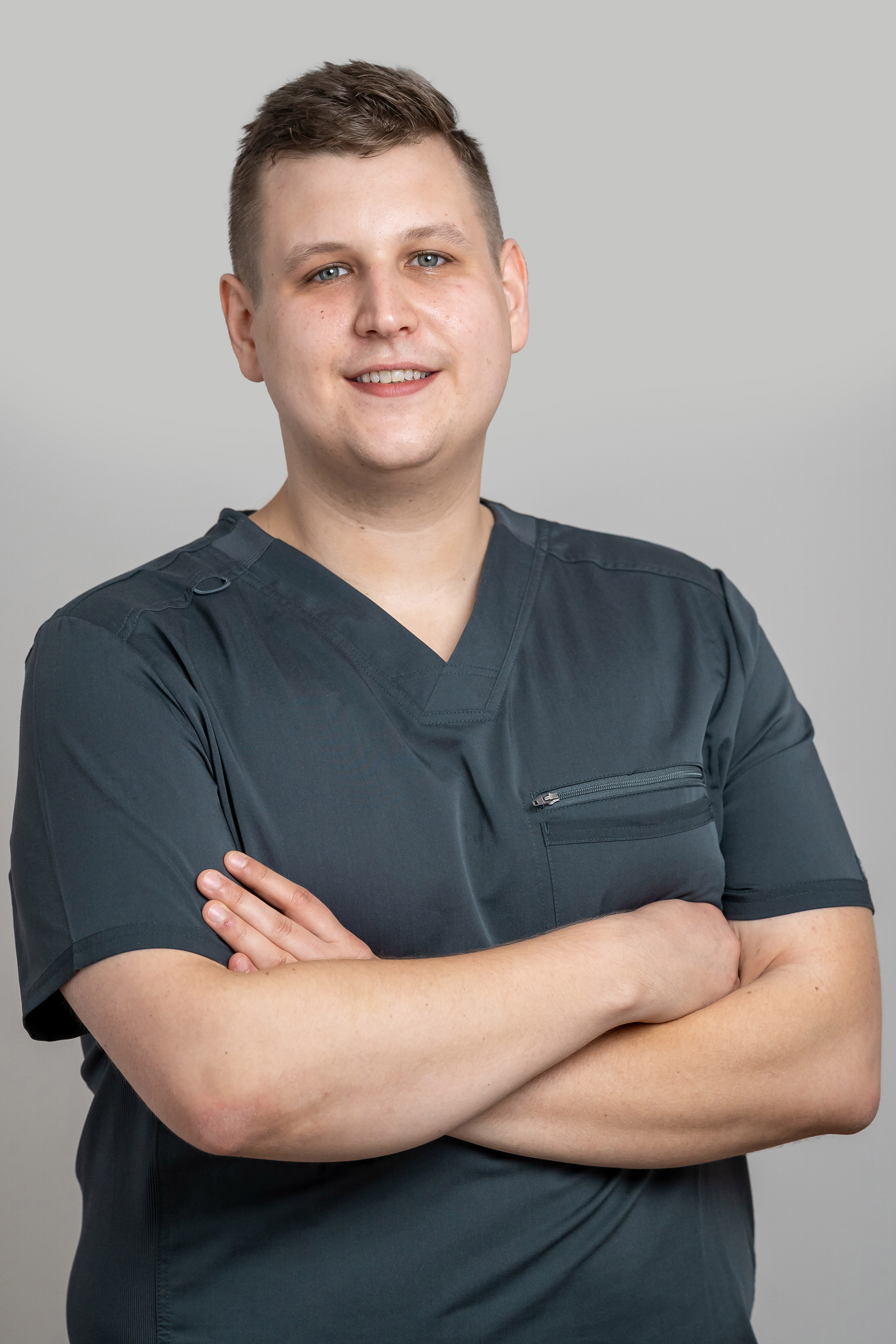 Dr. Cifrák Dániel